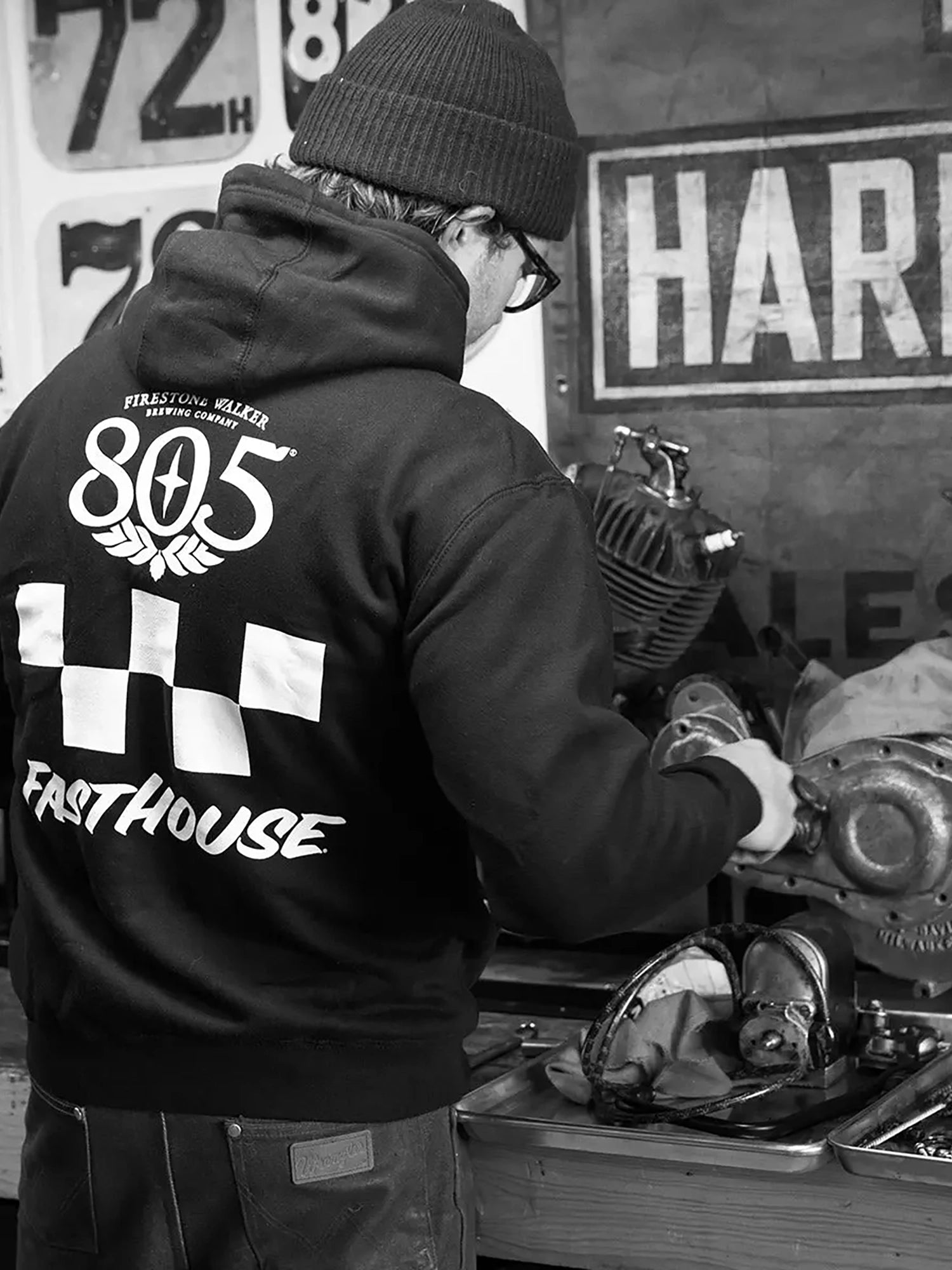 Fasthouse Men's 805 Foundation Pullover Hoodie - Black by FASTHOUSE