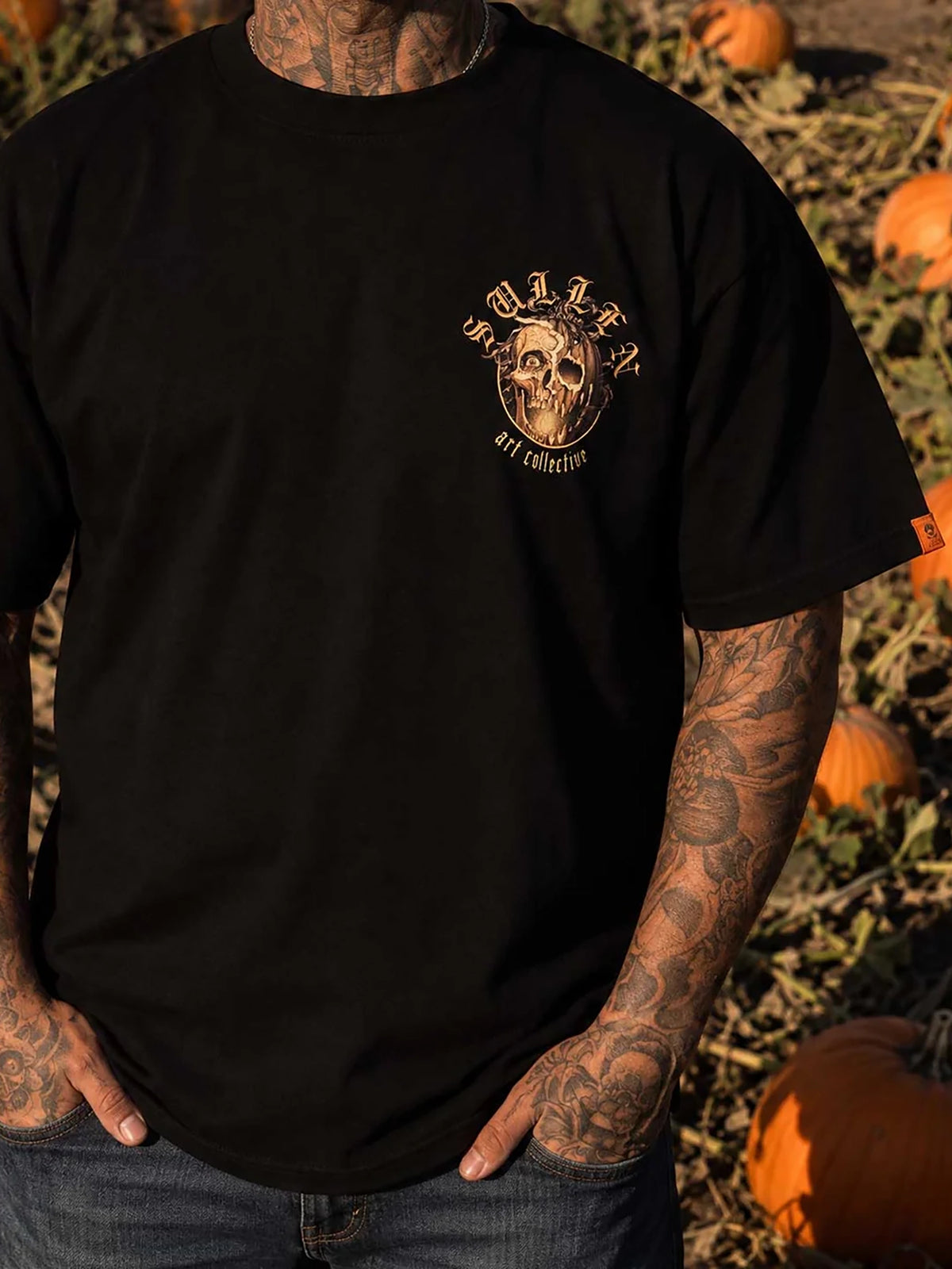 Model wearing the front of the Sullen Boo 1 Ton oversized T-shirt in Jet Black