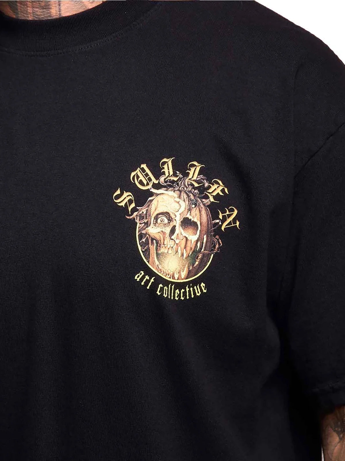 Close-up of the Sullen Boo 1 Ton Halloween chest graphic on the Jet Black T-shirt