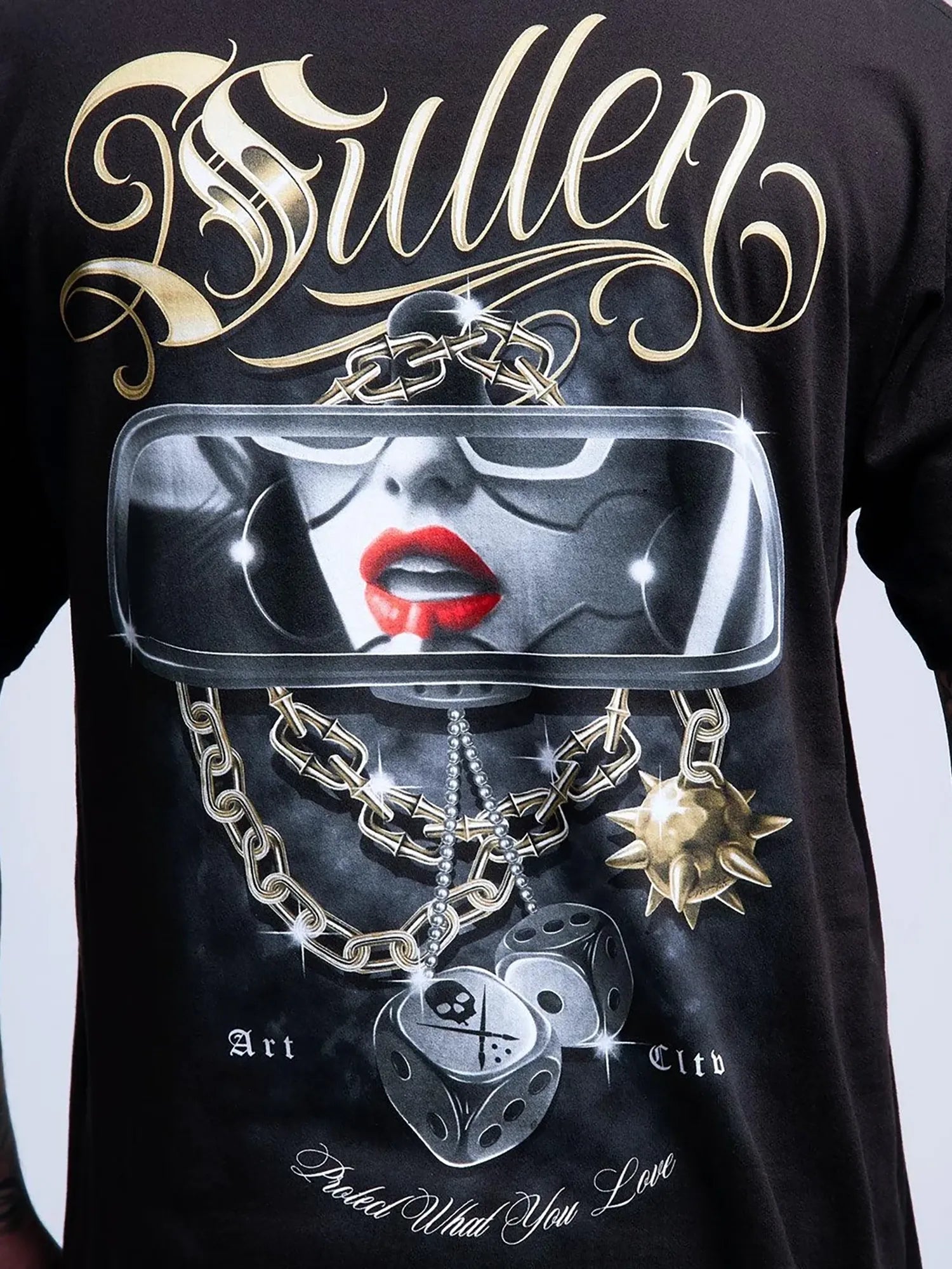 Close-up of the Sullen Never Look Back back print