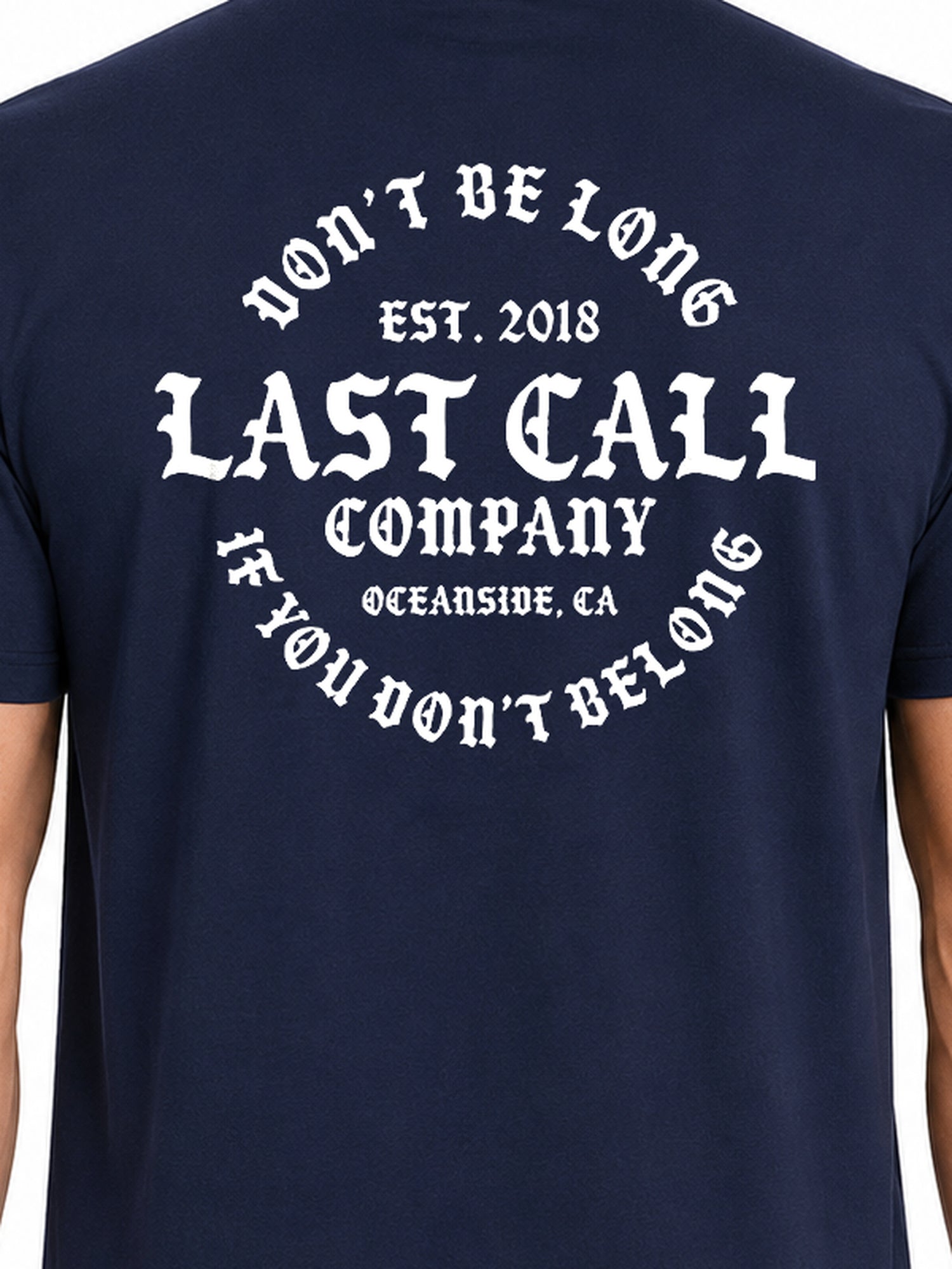 Last Call Co Belong Badge Men's Graphic T-shirt - Navy