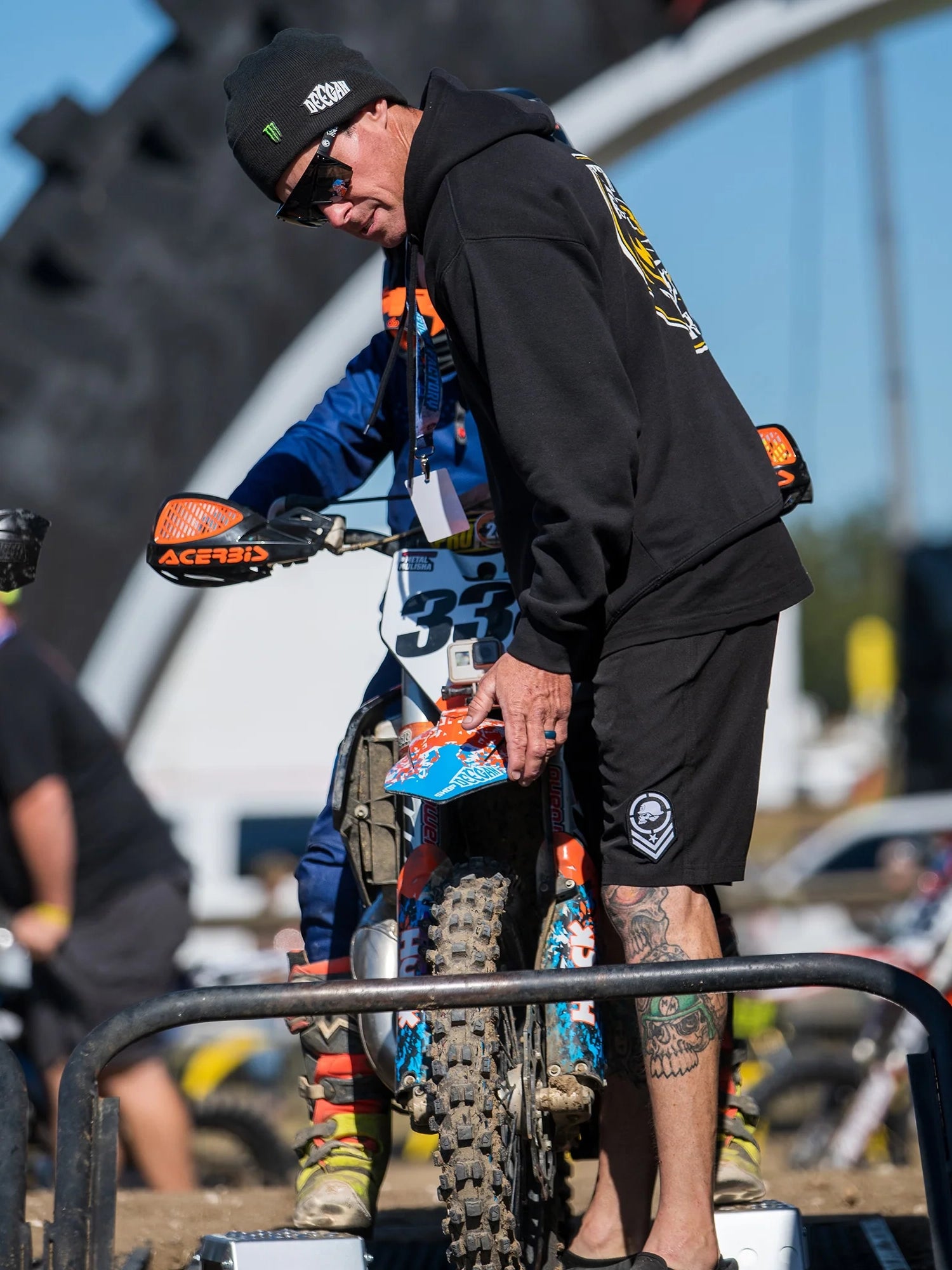 Metal Mulisha Men's Crooked Hybrid Shorts - Black