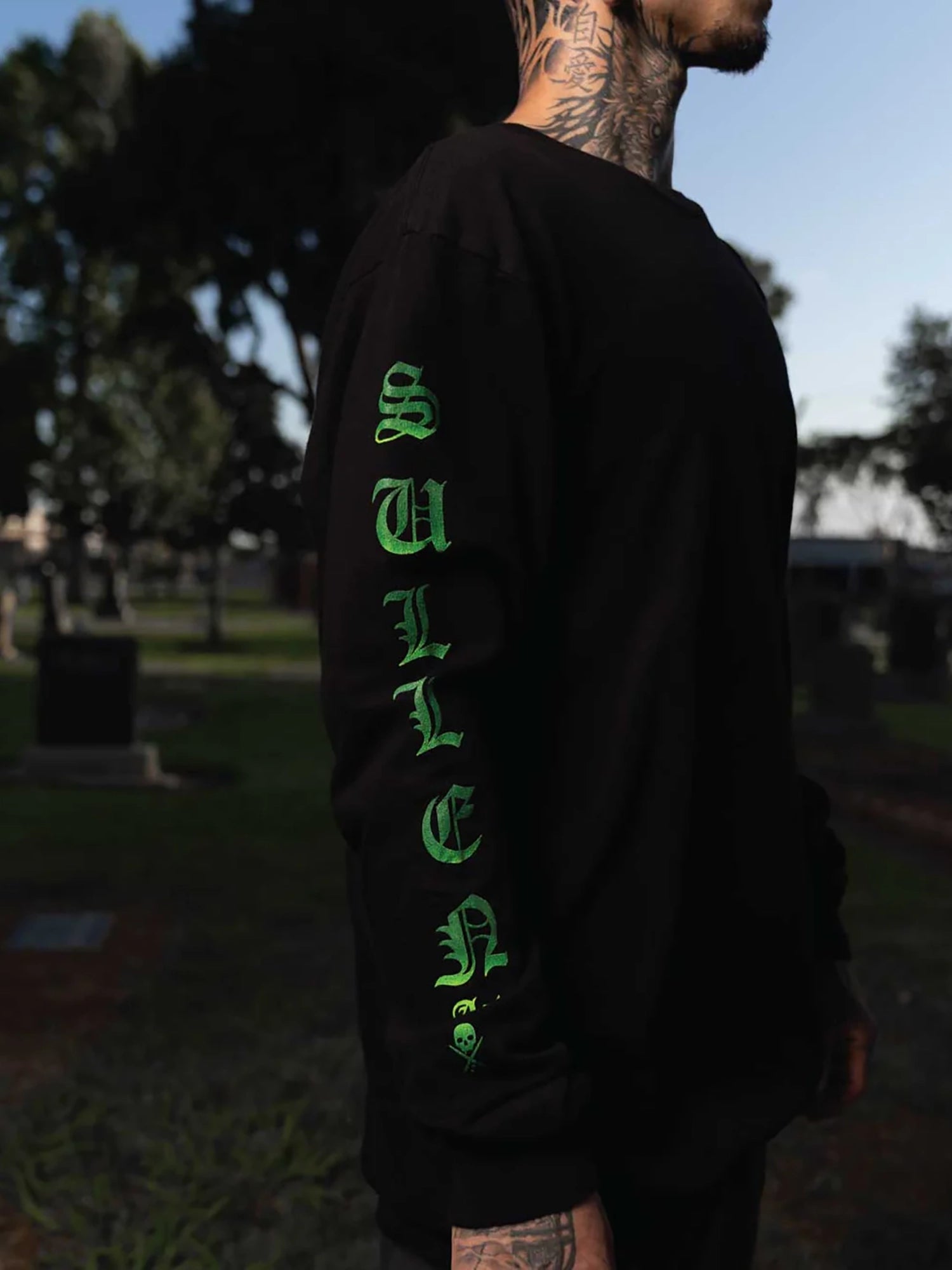 Sullen Men's Melting Skulls Long Sleeve Premium T-shirt